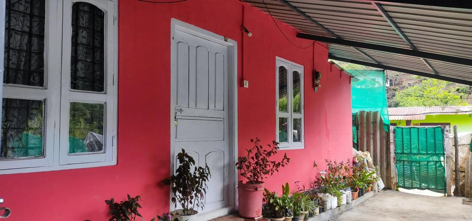 Royal Villa Homestay Munnar India